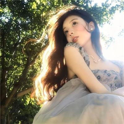 38岁的伊丽卡